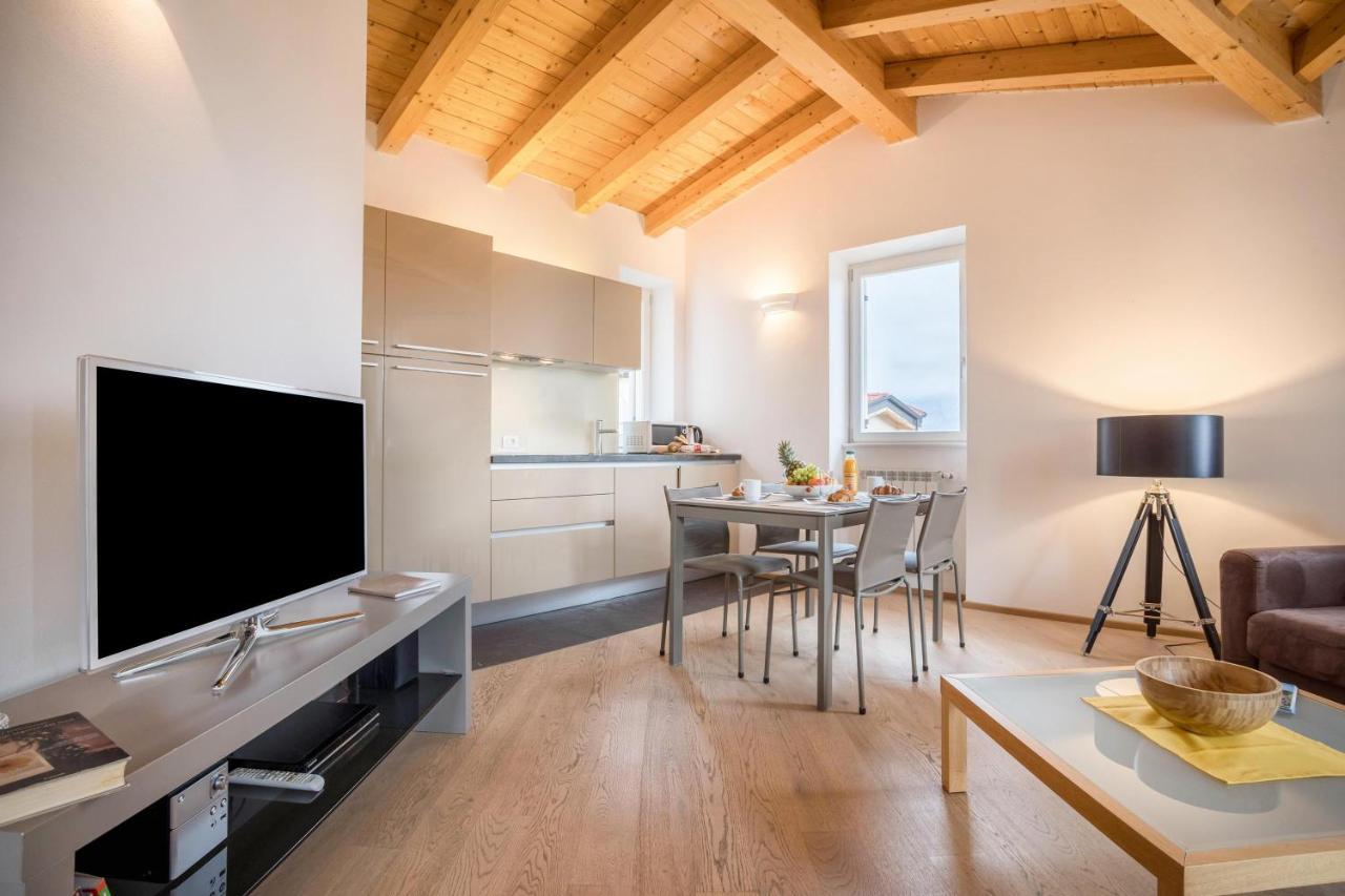 Residence La Villa Cuore Tignale Esterno foto