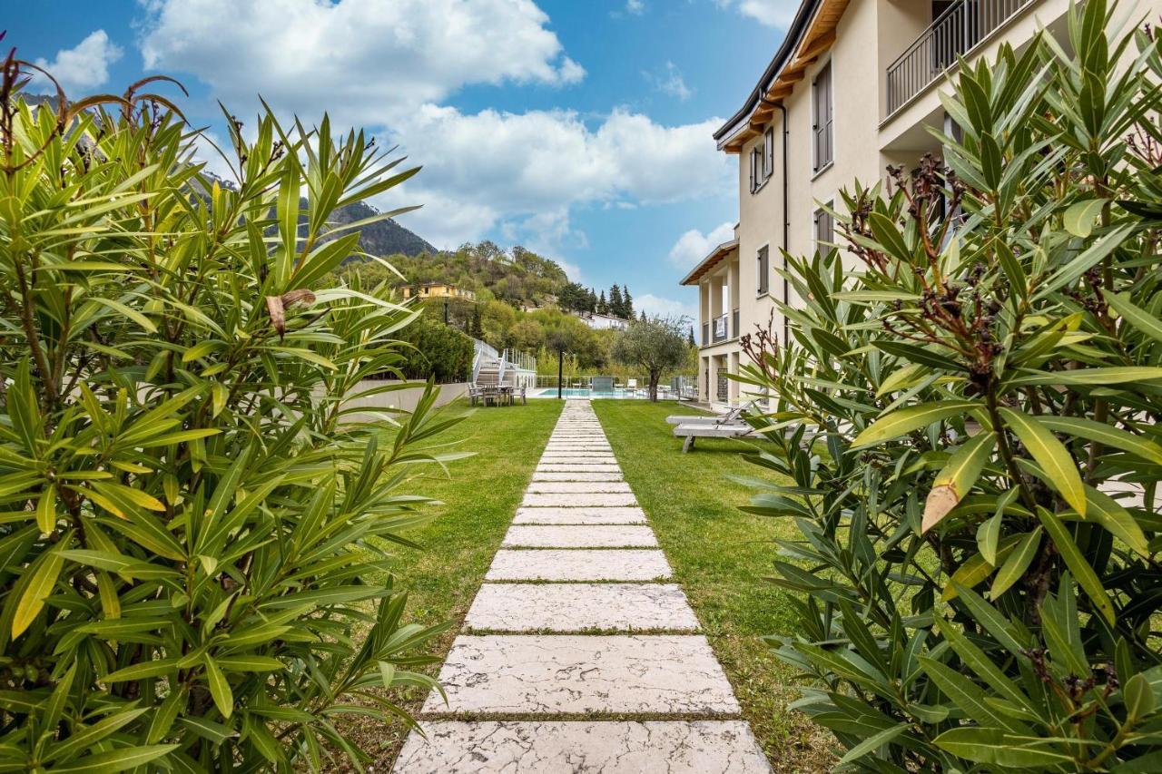 Residence La Villa Cuore Tignale Esterno foto