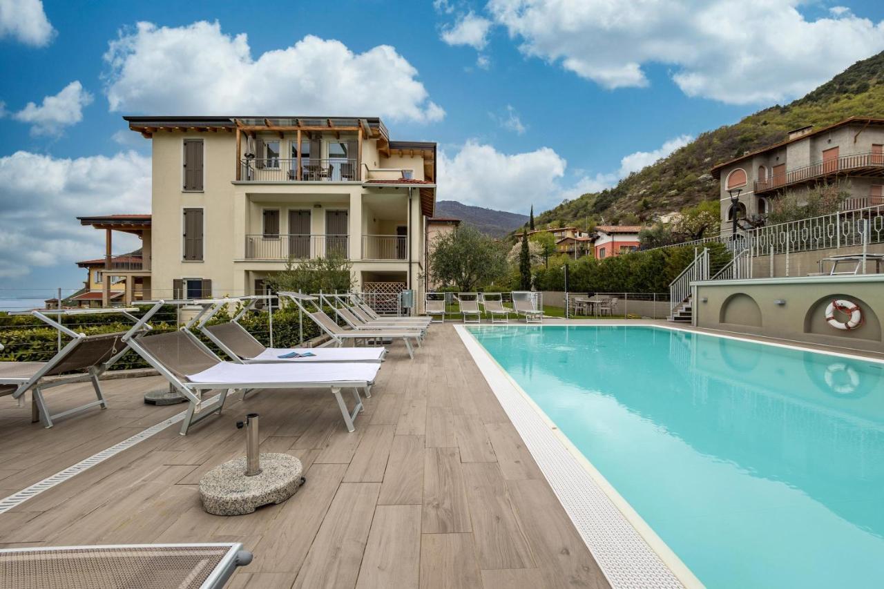 Residence La Villa Cuore Tignale Esterno foto